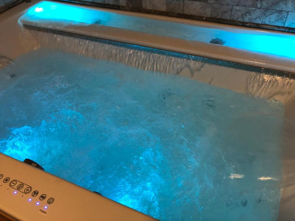 Suite avec Baignoire Spa