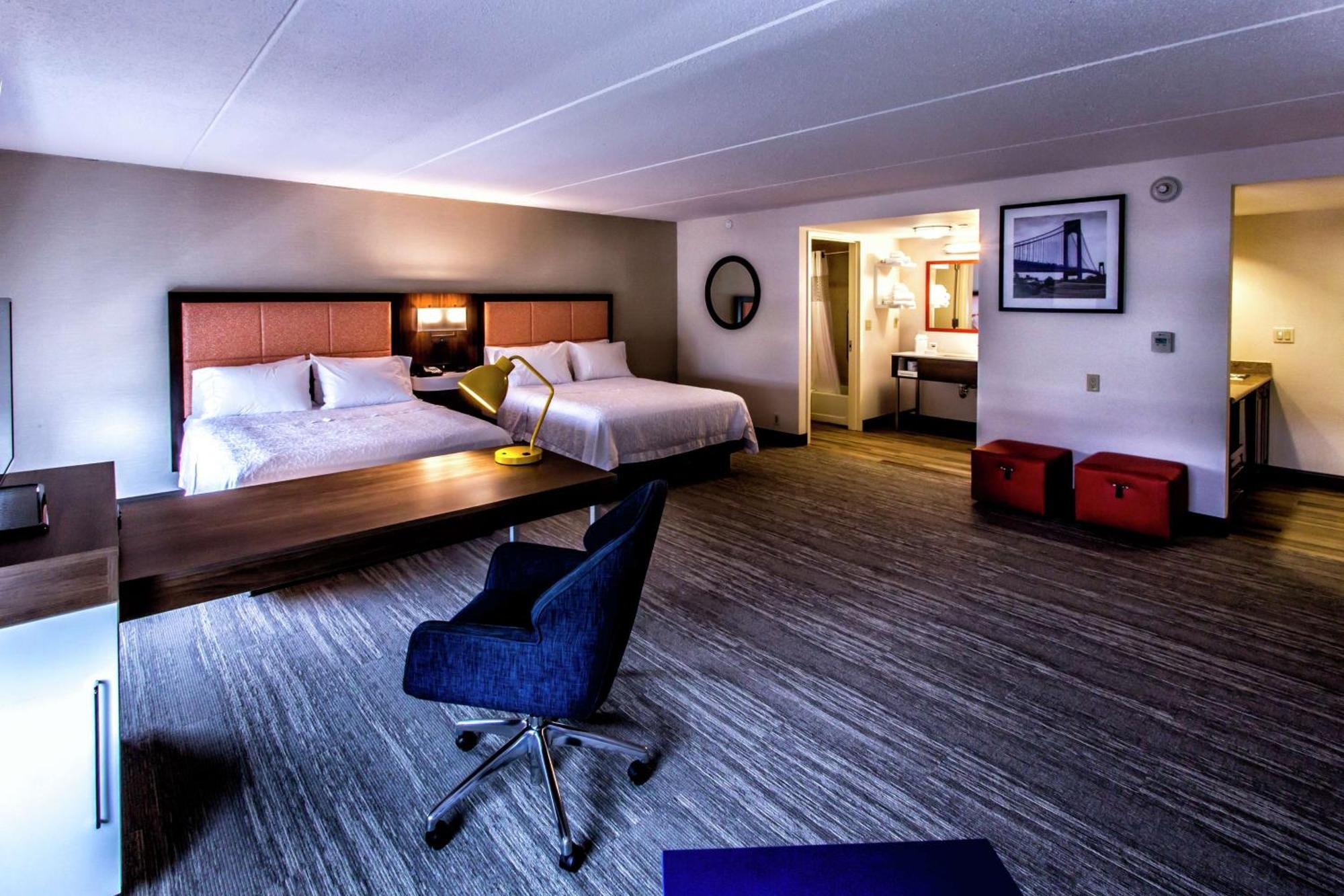 Queen Studio Suite with Two Queen Beds and Sofa Bed - Non-Smoking