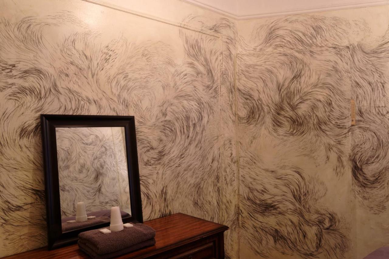 Chambre Double avec Salle de Bains Commune