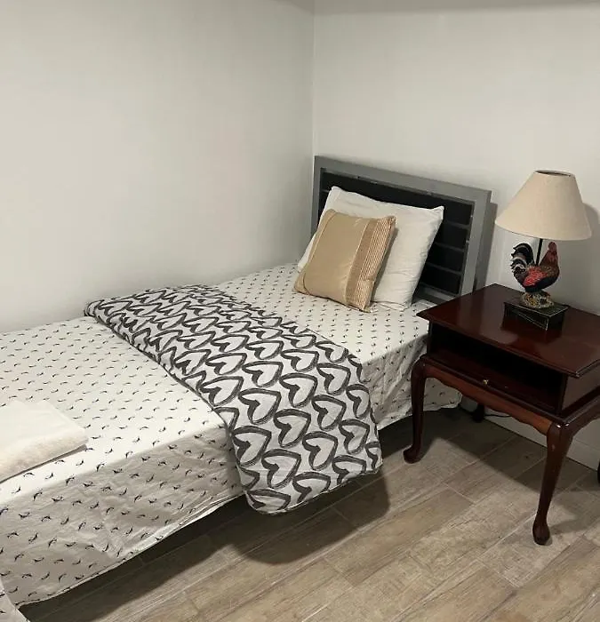 A Restful Room In Queens-1