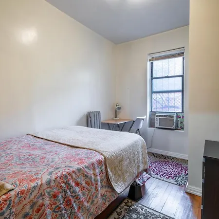 Eastern Parkway Guest House-2