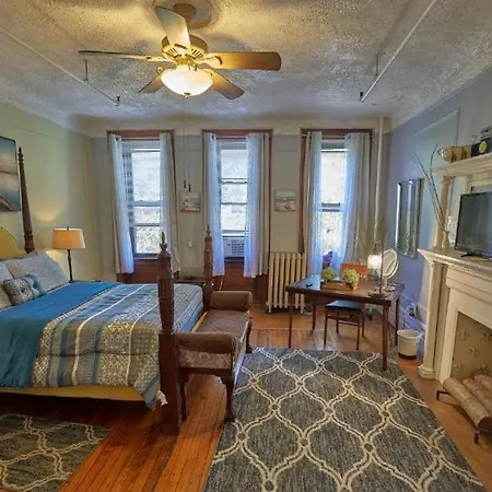 Irving Manor-2
