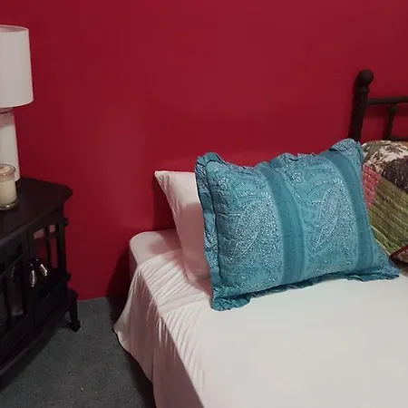 Oyo Bed And Breakfast-3
