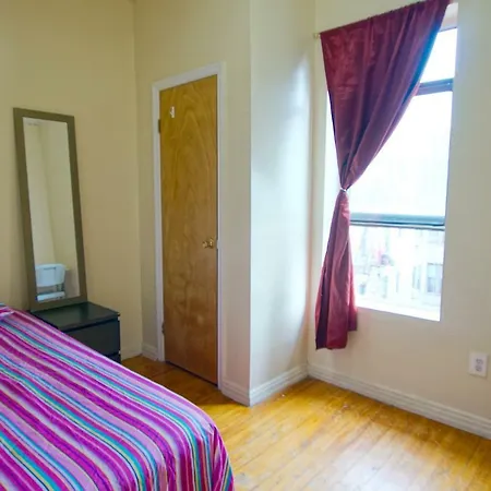 Eastern Parkway Guest House-3