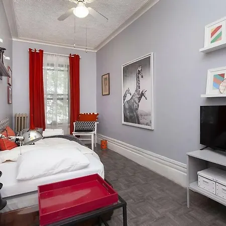 Irving Manor-3